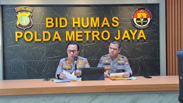 Kombes Ade Ary Syam Indradi dan AKBP Reonald