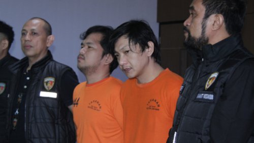 Modusnya Rapi, Ngakunya Polisi! Dua Residivis Narkoba Tipu-Tipu Penjual Motor Online Hingga 17 Kali