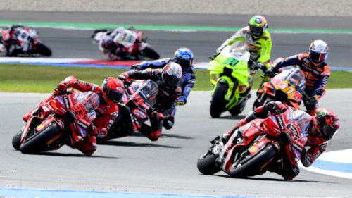 Ngeri, Video Detik-detik Marc Marquez Kecelakaan di MotoGP Mandalika 2025