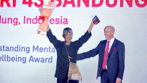 Sekolah di Pulau Terpencil Rote Ndao Raih Penghargaan Utama di Kompetisi AIA Healthiest Schools 2025