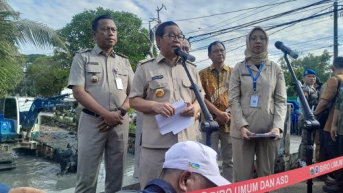 Pramono Ungkap 10 Pompa Air Terbakar Saat Tangani Banjir Jakarta