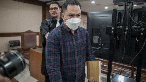 Tiara Andini Ditransfer Suami Jaksa Rp8 Miliar dari Hasil Memeras, 'Bilangnya Rezeki'