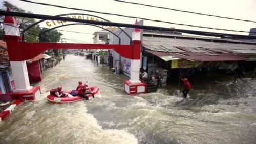 BMKG: Dinamika Atmosfer Tak Lazim Picu Curah Hujan Tinggi di Musim Kemarau