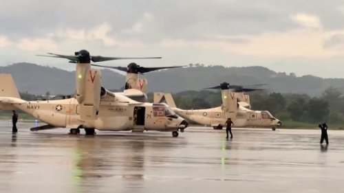 Dua Pesawat Militer AS Mendarat Darurat di Bandara Komodo Labuan Bajo, Dikawal TNI AU