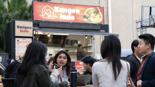 Foodtruck Indonesia Pertama Hadir di Mascot, Sydney, Sajikan Jajanan Khas Nusantara