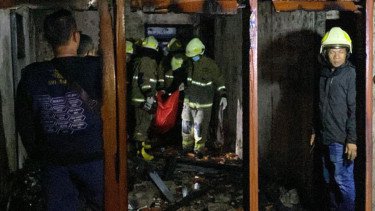Korban Kebakaran di Tebet Jaksel Tak Sempat Dibawa Orang Tua Saat Api Membesar