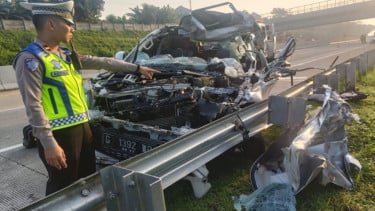 Kronologi Kecelakaan Pajero Tabrak Truk di Tol Batang-Semarang, Tiga Orang Tewas