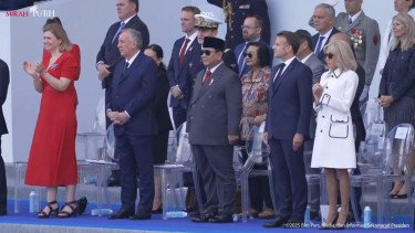 Momen Prabowo Duduk di Samping Macron Saat Hadiri Peringatan Bastille Day