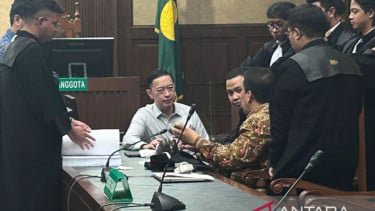 Perasaan Tom Lembong saat Pertama Kali jadi Terdakwa: Bagai Perang dengan Rudal