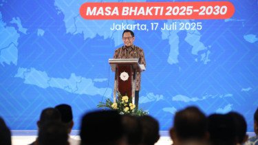 Mendagri Tito Kukuhkan Dewan Pengurus APKASI Masa Bakti 2025&ndash;2030