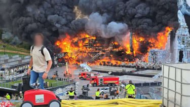 Panggung Utama Terbakar, Tomorrowland 2025 Tetap Digelar
