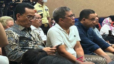 Rocky Gerung hingga Anies Baswedan Hadiri Sidang Vonis Tom Lembong