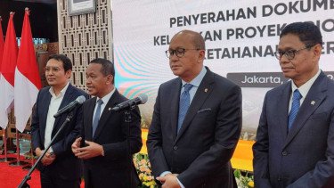Bahlil Serahkan Kajian 18 Proyek Hilirisasi dan Energi Senilai Rp 618 Triliun ke Danantara