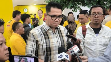 Arteria Dahlan Digoda Masuk Golkar, Tapi Masih Ragu