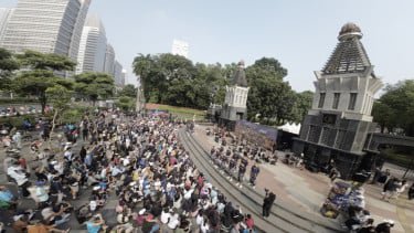 Cuplikan Pagelaran Sabang Merauke di CFD Jakarta.