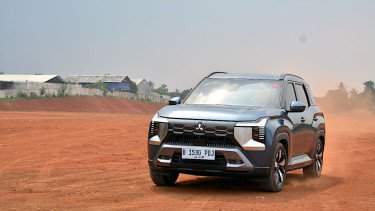 Layar 12,3 Inci Jadi Pusat Kendali Kabin Mitsubishi Destinator