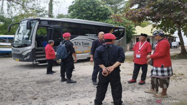 Kader PDIP di Bali Pakai Tanda Pengenal Bertuliskan Kongres