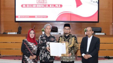 Tolak Banyak Tawaran Kampus, Ustaz Adi Hidayat Pilih Mengajar di UPI Bandung