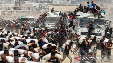 PBB: Ribuan Warga Gaza Terpaksa Mengungsi Akibat Serangan Udara Israel