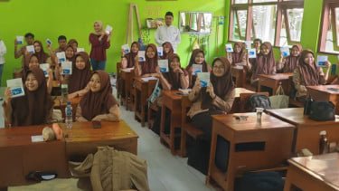 Sambut HUT RI ke-80, Bank Mandiri Akselerasi Generasi Muda Melek Finansial Lewat SimPel