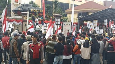 Mahasiswa Maluku Utara Kepung Kejagung dan Mabes Polri, Desak Hal Ini