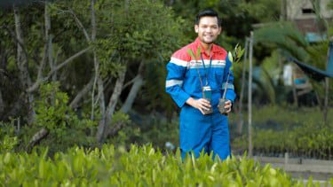 Lestarikan Ekosistem Pesisir, Pertamina Hadir Dalam Pengembangan Kawasan Mangrove dan Pengelolaan Sampah Kamal Muara