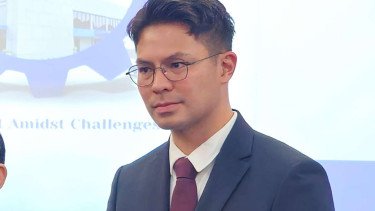 Fero Walandouw Pindah Haluan! Dari Dunia Hiburan ke Dunia Bisnis dan Politik