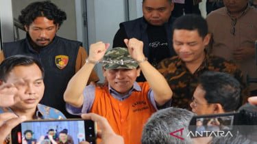 Ketua Partai Hanura Jateng, BRS, saat pelimpahan perkara di Kejari Kota Semarang