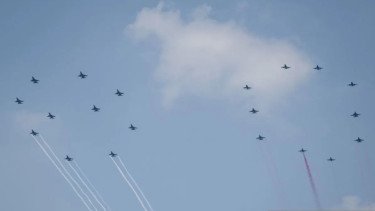 Deretan Pesawat Tempur TNI AU yang Atraksi di Langit Jakarta saat HUT ke-80 RI