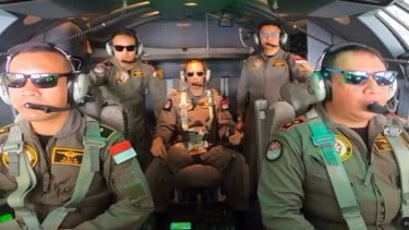 Dari Langit Gaza, Kru Pesawat Super Hercules Ucapkan HUT ke-80 RI: Merdeka!