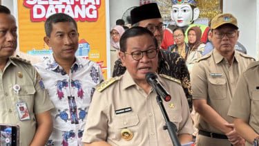 Atasi Kemacetan, Pramono Tambah 14 Bus TransJakarta di TB Simatupang