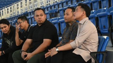 Terbang ke Solo, Wapres Gibran Minta Renovasi GOR Indoor Manahan Segera Rampung