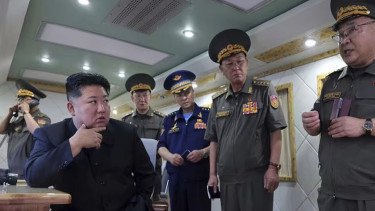 Kim Jong Un Minta Produksi Rudal Korut Ditambah