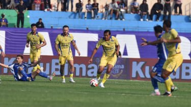 Persib Bandung Hampir Tumbang di Tangan PSIM
