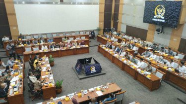DPR dan Pemerintah Sepakat RUU Haji Dibawa ke Paripurna Besok