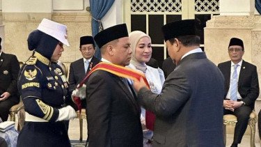 Presiden Prabowo Anugerahi Bintang Mahaputera Utama kepada Haji Isam