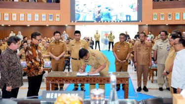 Percepatan Eliminasi Tuberkulosis, Bobby Nasution Teken Komitmen Bersama dengan Tujuh Gubernur Lainnya