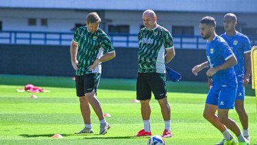 Persib Gelar Gim Internal Usai Batal Lawan Borneo FC, Thom Haye Belum Kelihatan