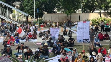 Ratusan Warga Pati Geruduk KPK, Desak Bupati Sudewo Dinonaktifkan dan Jadi Tersangka