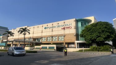 Kondisi Mal di Kawasan Senayan Pasca Demo, Beberapa Toko Branded Masih Tutup dan Kosongkan Display Barang