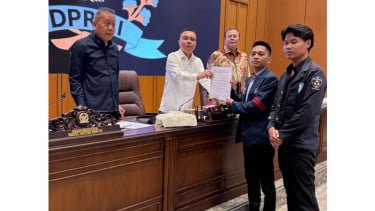 Mahasiswa Trisakti Suarakan Tuntutan ke DPR: Usut Makar hingga Hentikan Kriminalisasi Sipil