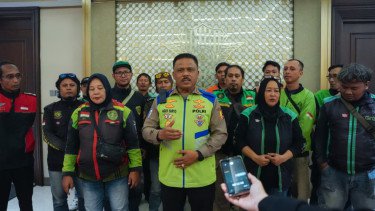 Kakorlantas Kumpul Bareng Komunitas Ojol, Ingatkan Keselamatan di Jalan