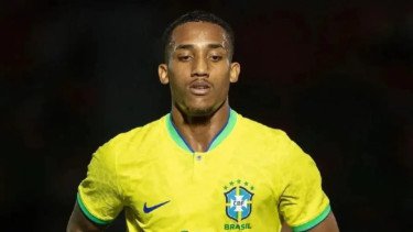 Detik-detik Mengerikan, Joao Pedro Terkapar hingga Muntah di Laga Brasil Vs Chile