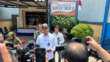 Awak Media Nasional Meninjau Secara Langsung Kondisi Beras di Gudang BULOG