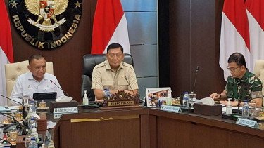 Momen Sjafrie Sjamsoeddin Pimpin Rapat Perdana Usai Jabat Menko Polkam Ad Interim