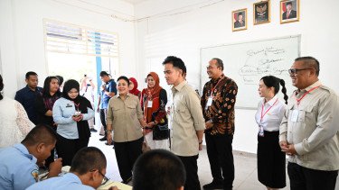 Momen Gibran Tinjau Program MBG di Batam Bareng Titiek Soeharto