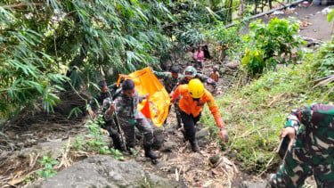 Jasad Balita Korban Banjir Bandang Nagekeo NTT Ditemukan, Ayahnya Masih Hilang