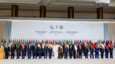 Usulan Bentuk Aliansi Militer Seperti NATO Mencuat di KTT Arab-Islam