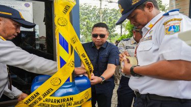 DPRD Jakarta Minta Dishub Pasang Plang Cegah Parkir Ilegal: Warga Boleh Tolak Bayar Jika Tak Berizin
