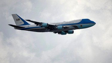 Pesawat Air Force One Trump Putar Balik Usai Lepas Landas ke Davos, Ini Pemicunya
